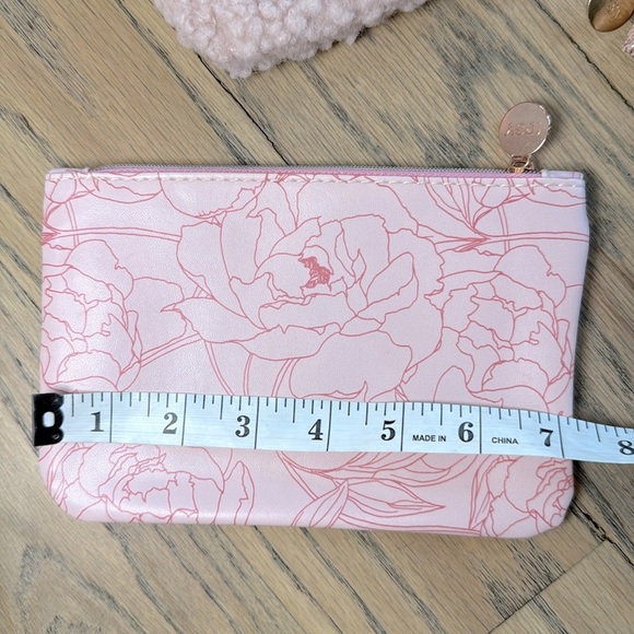 IPSY Set of Three Pink and Cream Pouches Never Used - Picture 6 of 6